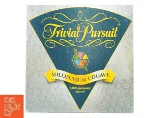 Trivial Pursuit Millennium Udgave brætspil fra Hasbro (str. 27 x 27 cm)