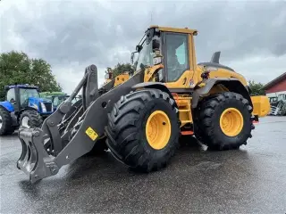 Volvo L 90 H KUN 2500 TIMER! LANG BOM OG LOCK UP! DK FRA NY!  TILBUD!