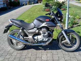 Moto Guzzi 750 breva
