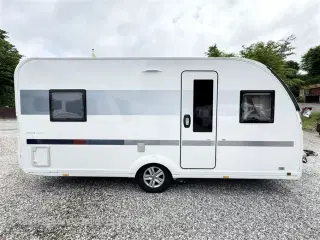 2021 - Adria Adora 472 UP   Forventes på lager primo uge 23