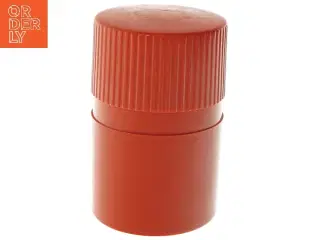 Rød plastik beholder fra Ira (str. 18 cm)