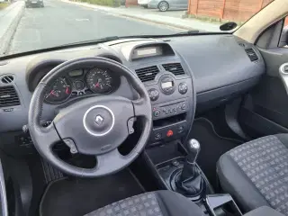 Renault Megane ll 1.6 CC