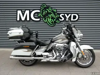 Harley-Davidson FLHTCUSE CVO Electra Glide Ultra Classic MC-SYD       BYTTER GERNE