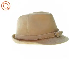 Hat  (str. 28 x 24 x 13 cm)