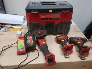 4 stk. akku håndværktøj MILWAUKEE