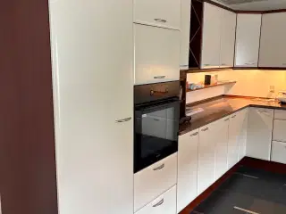 JKE køkken ældre årgang 