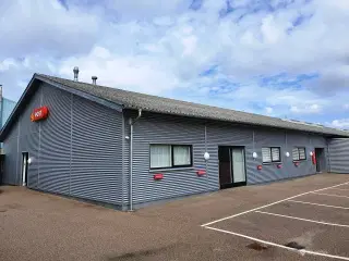 287 kvm lejemål til kontor, klinik m.m.