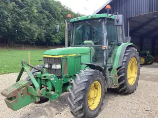 John Deere 6410