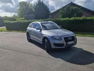 Billig og flot Audi Q5 quattro 