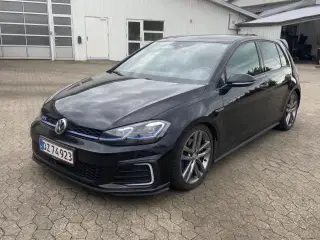 VW Golf VII 1,4 GTE DSG