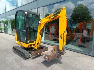 JCB 8018