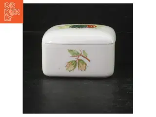 Porcelænsdåse med låg fra Lyngby (str. 12x10 cm)
