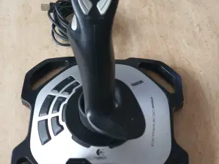 Logitech Extreme 3D Pro Joystick – Som Ny