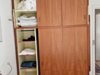 Teak garderobe - massivt teaktræ B 150 H 243 D 64