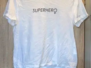 Hvid superhero t-shirt