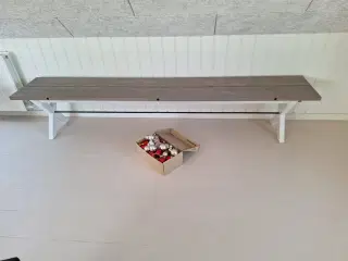 bænk den er lang