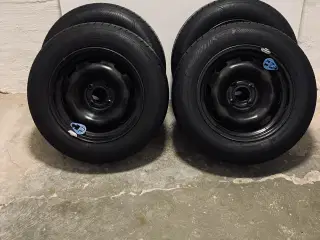 Goodjear sommerdæk på fælge 