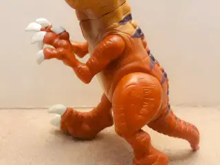 1 Kobra, 4 Dinosaurs
