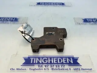 Massey Ferguson 6290 Ventildæksel 3796105M1