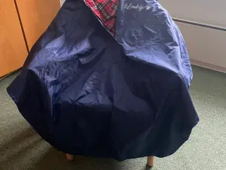 Stort foret poncho mrk "Lindebjerg"