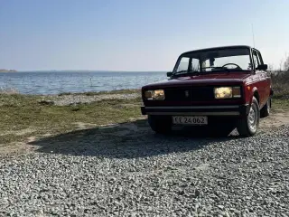 Lada 2105 model 1500