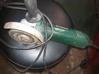 Bosch vinkelsliber og boremaskine