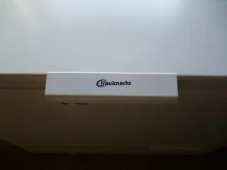 Lydsvag Kvalitets Bauknecht kummefryser.