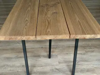 Spisebord