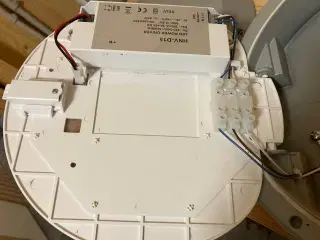 Udelamper LED 12W(nypris 1.100 kr.)