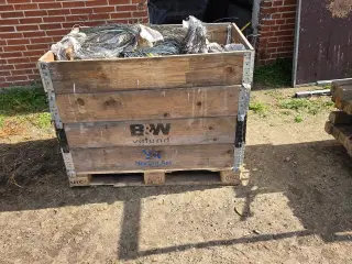 1 kasse med tråd til indhegning 