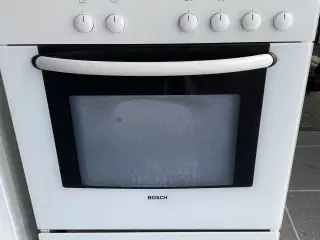  Bosch glaskeramisk komfur med varmluftovn
