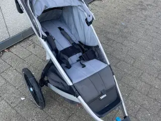 Løbevogn  Thule  ,aluminum ,god i standen,