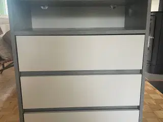 Rigtig flot kommode fra serien “ Billund “ i Jysk