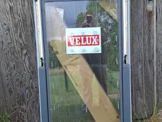 Velux ovenlysvindue 