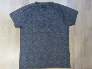 Str. S, Abercrombie & Fitch t-shirt