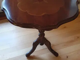 Vintage lampebord i mahogni med intarsia