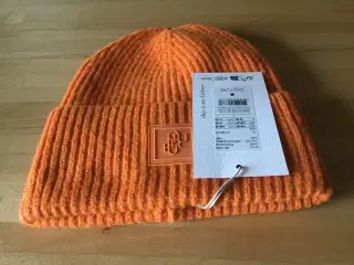 Helt ny orange strikhue