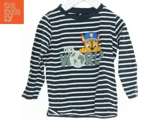 Langærmet T-shirt med striber og motiv fra Name It (str. 92)