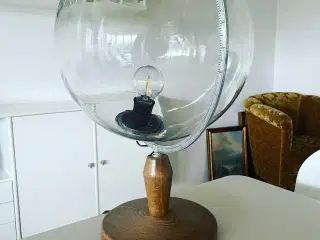 Gammel globus lampe 