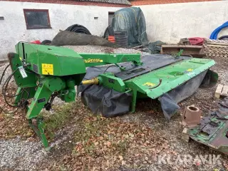 Skårlægger John Deere 331