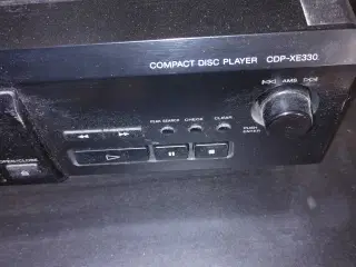 Sony cd afspiller og boze højttalere 