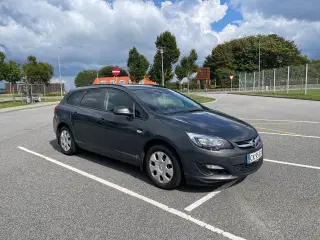Opel Astra 1,4 100 Limited Sports Tourer