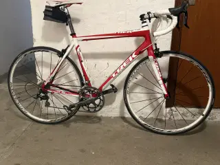 Racercykel - Trek 2.5 Alpha 