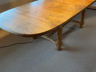 Spisebord