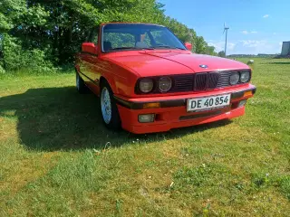 BMW E30 318IS 