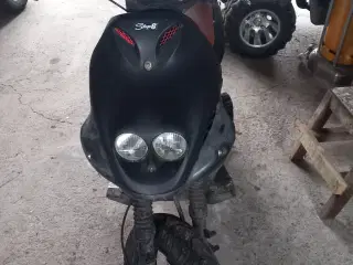 Pgo pmx scooter