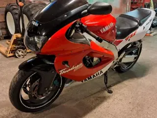 Yamaha Yzf  1000R