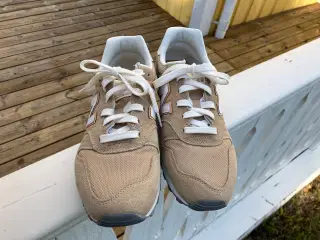 New Balance str. 41,5