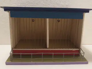 Reisler zoo bur. 1950´erne. Træ og metal.