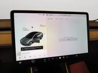 Tesla Model 3  Long Range AWD